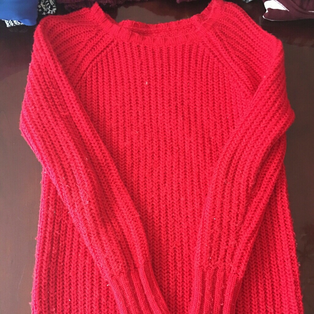 American Eagle Red Jegging Sweater